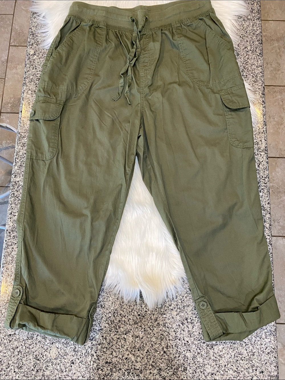 4/$20 green pants with elastic waist